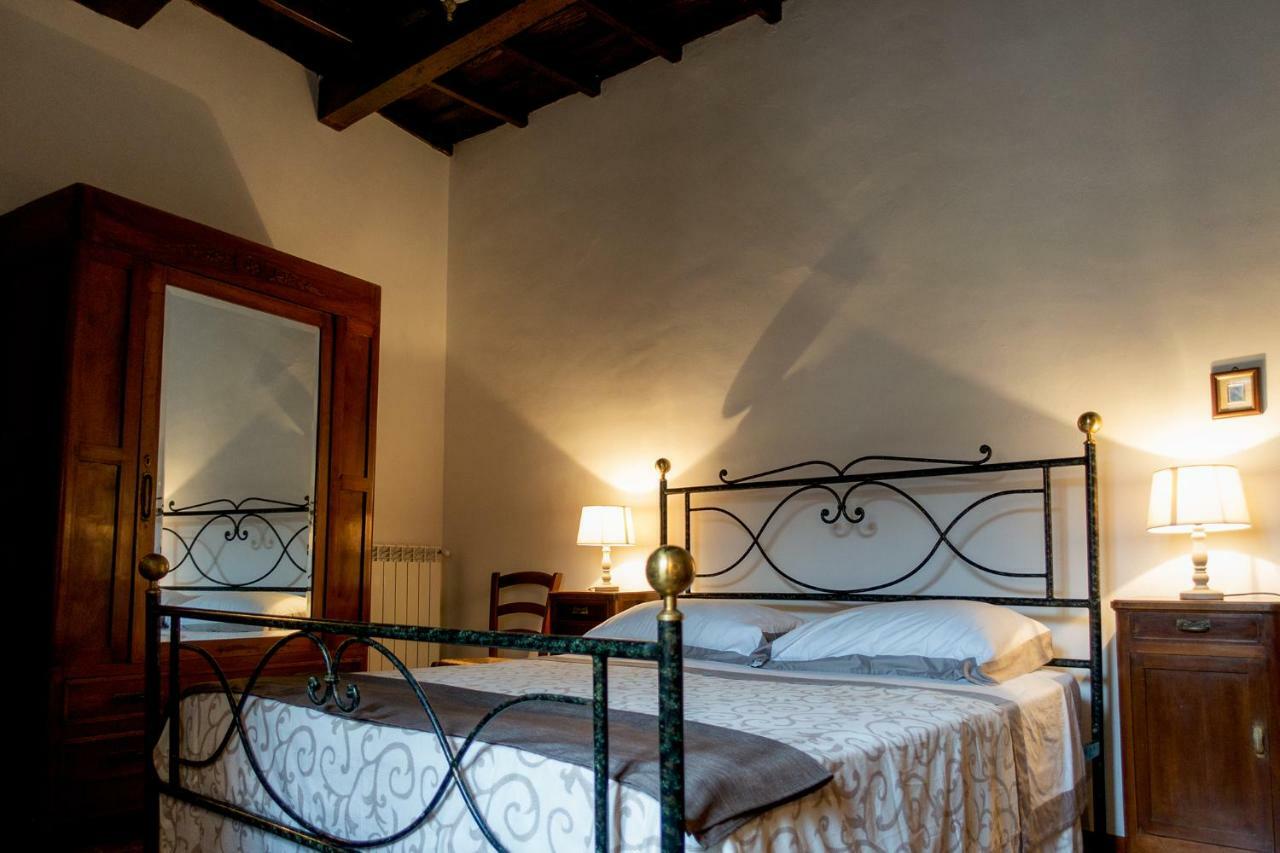 Aurora Medieval House Сермонета Екстер'єр фото