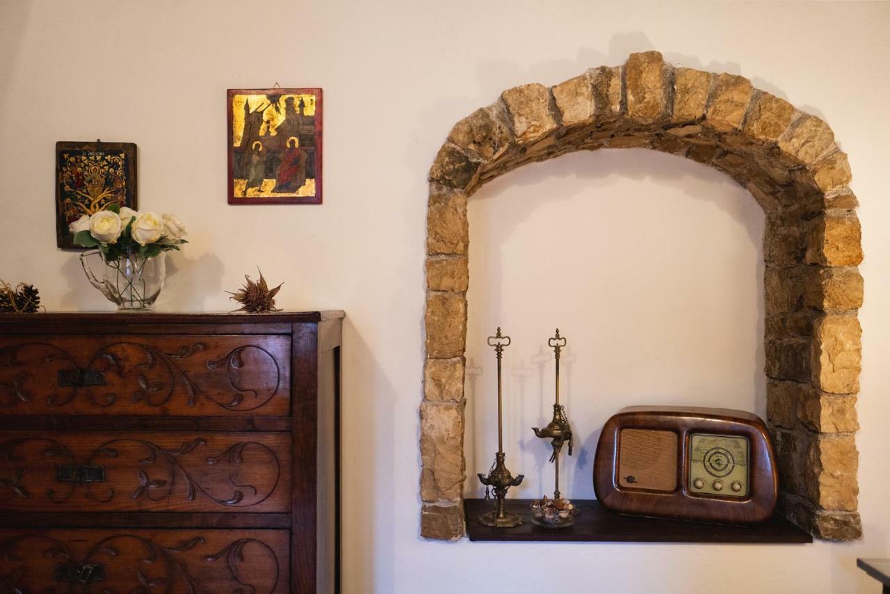 Aurora Medieval House Сермонета Екстер'єр фото