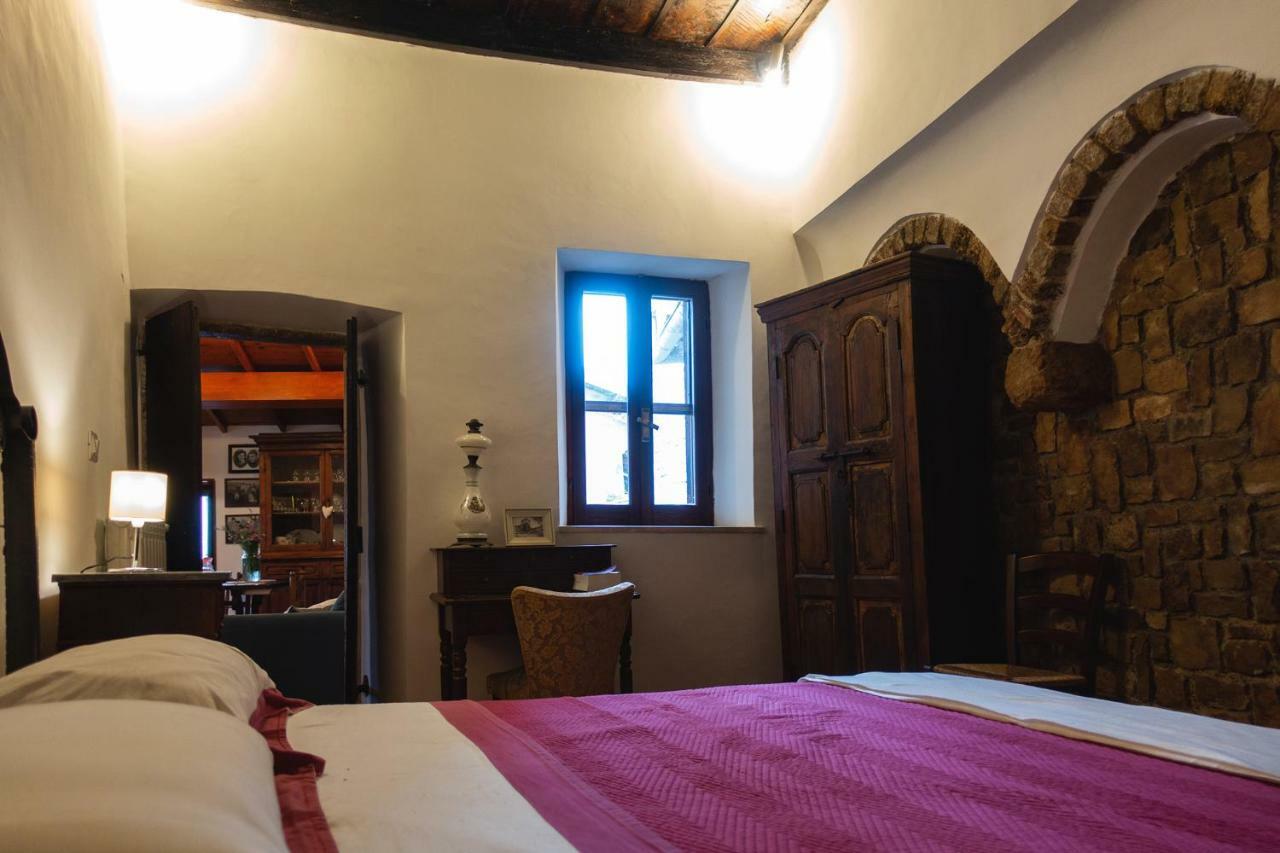 Aurora Medieval House Сермонета Екстер'єр фото