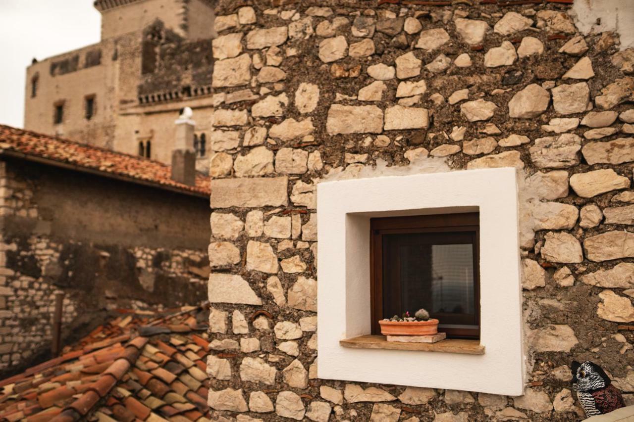 Aurora Medieval House Сермонета Екстер'єр фото